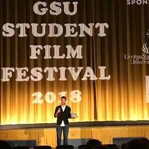 Meet your Posher, Philip